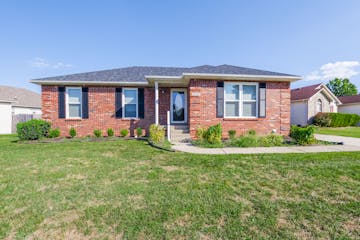 5220 Plume Dr Louisville, KY 40258